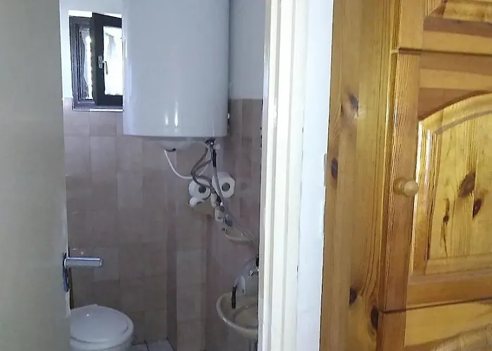 Arnyas, Nyugodt Siofokon Nagy Kerttel Apartament